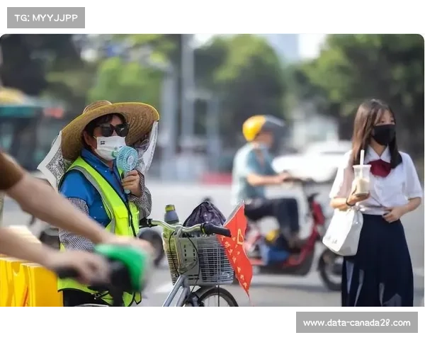 高温天气下赛场降温背心启用 应对极端气候保障运动员健康